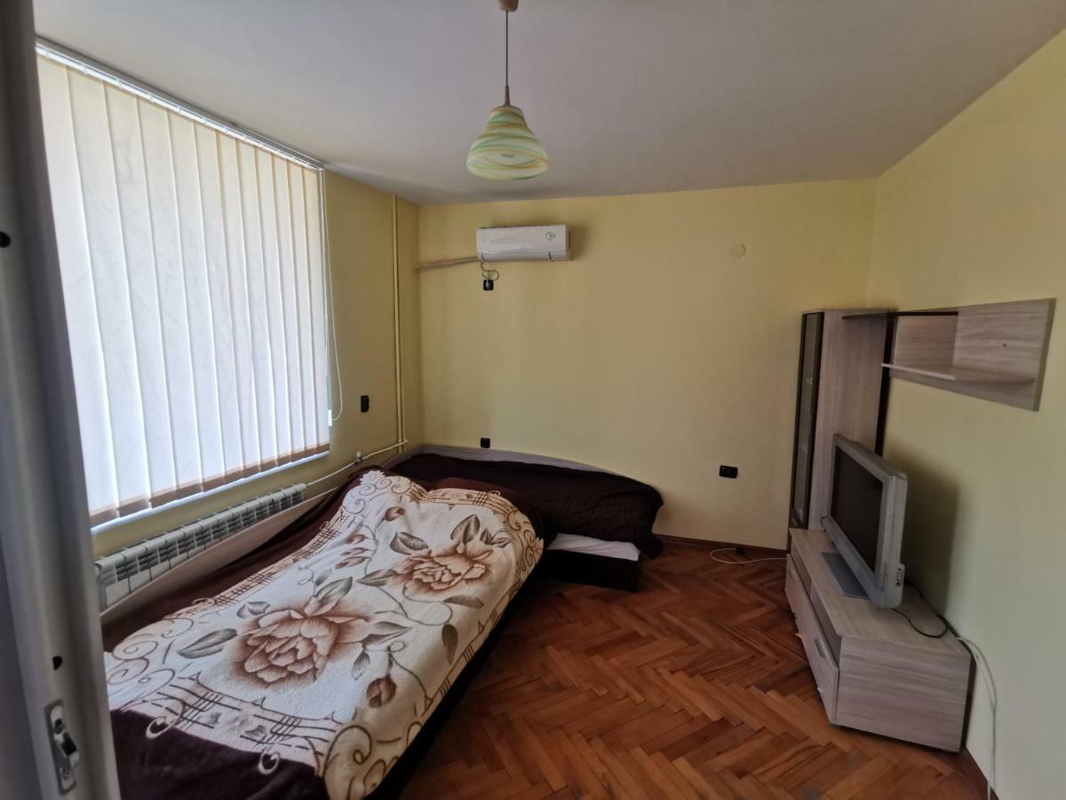 Mountain View Apartment Vratsa 外观 照片